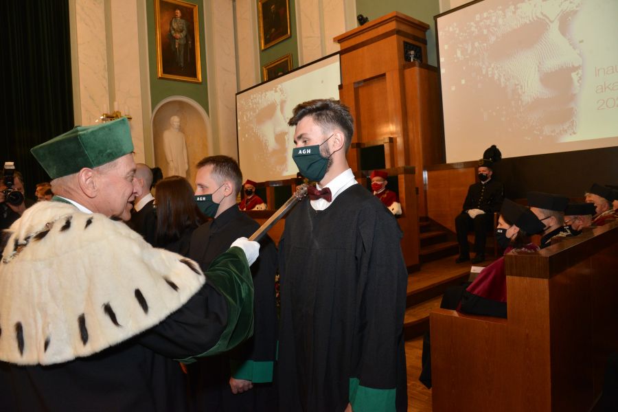 Kliknij aby zobaczyć pełny rozmiar