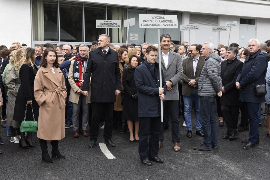 Kliknij aby zobaczyć pełny rozmiar