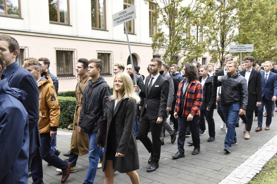 Kliknij aby zobaczyć pełny rozmiar