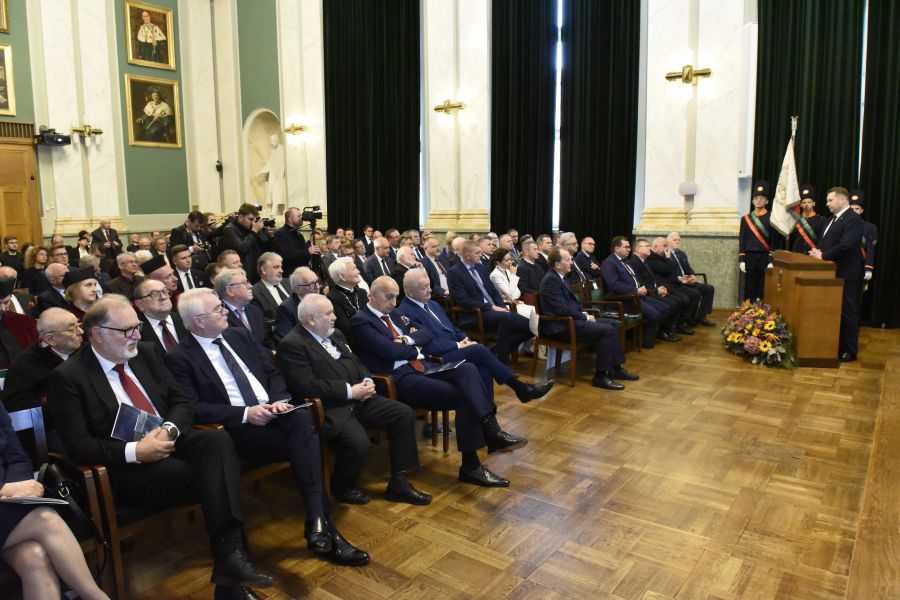 Kliknij aby zobaczyć pełny rozmiar