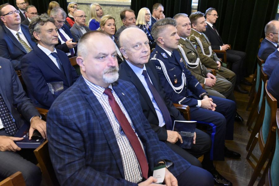 Kliknij aby zobaczyć pełny rozmiar