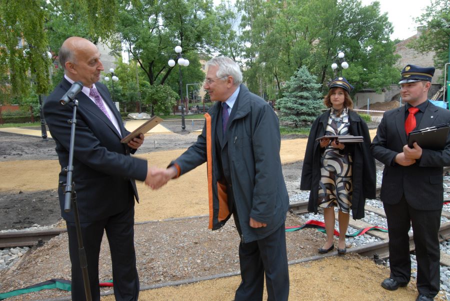 Kliknij aby zobaczyć pełny rozmiar