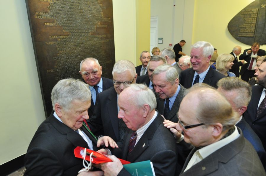 Kliknij aby zobaczyć pełny rozmiar