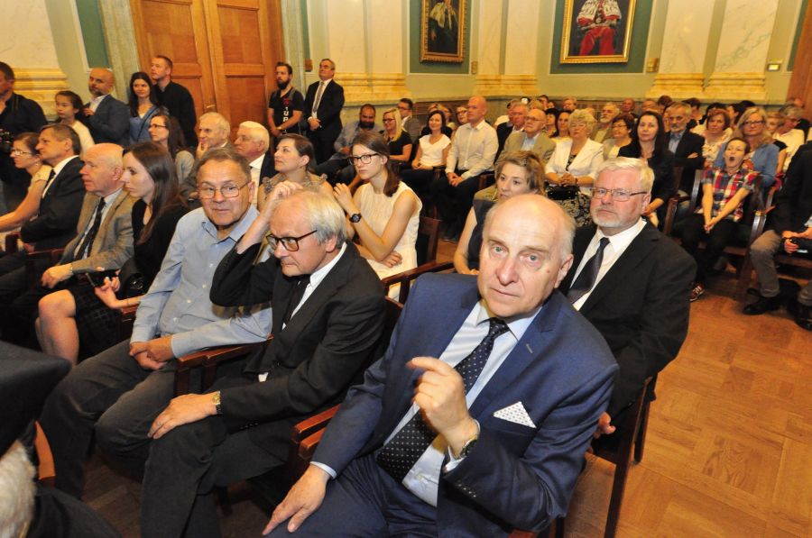 Kliknij aby zobaczyć pełny rozmiar