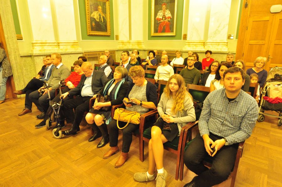 Kliknij aby zobaczyć pełny rozmiar