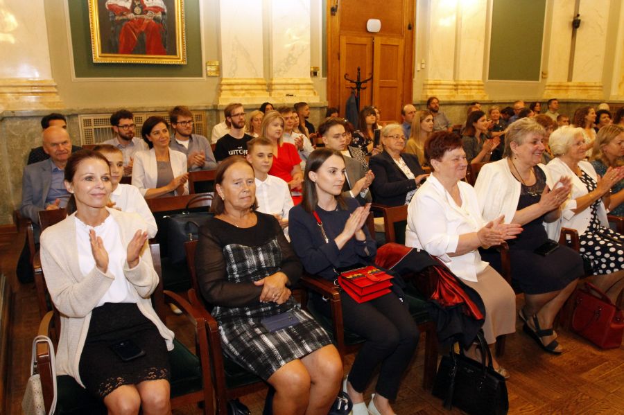 Kliknij aby zobaczyć pełny rozmiar