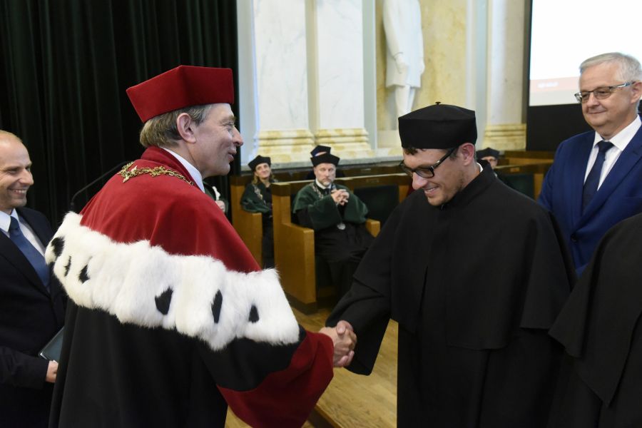 Kliknij aby zobaczyć pełny rozmiar