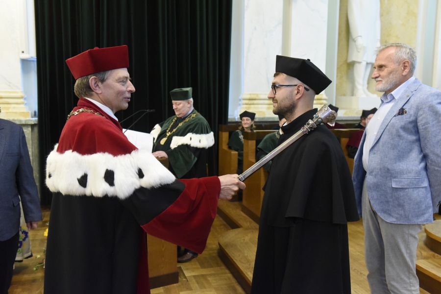 Kliknij aby zobaczyć pełny rozmiar