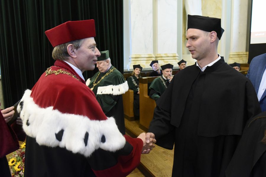 Kliknij aby zobaczyć pełny rozmiar