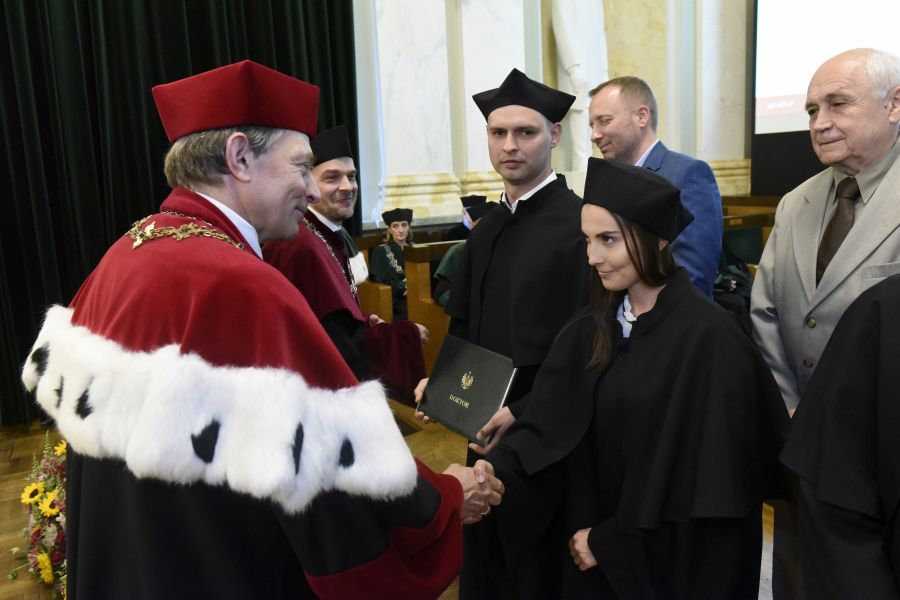 Kliknij aby zobaczyć pełny rozmiar