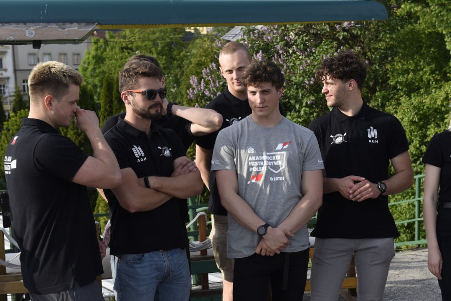 Kliknij aby zobaczyć pełny rozmiar