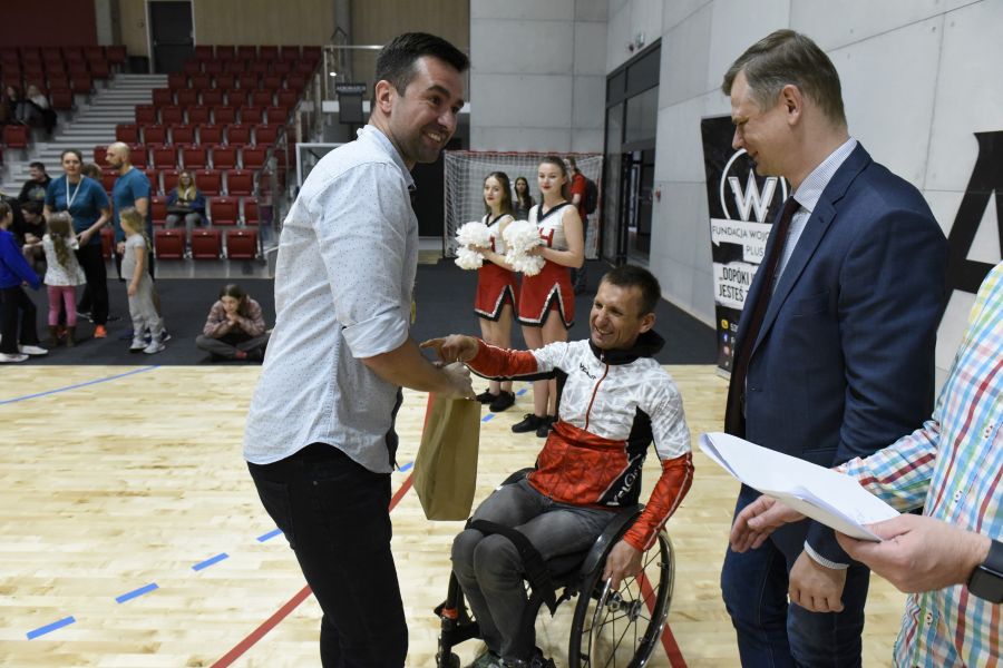 Kliknij aby zobaczyć pełny rozmiar