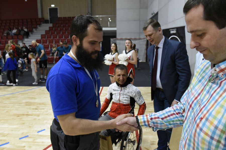 Kliknij aby zobaczyć pełny rozmiar