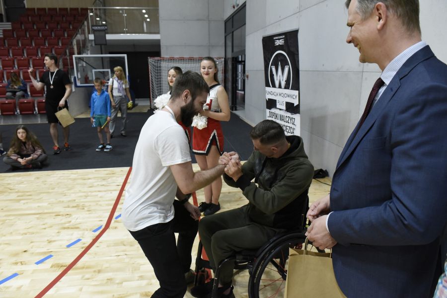 Kliknij aby zobaczyć pełny rozmiar