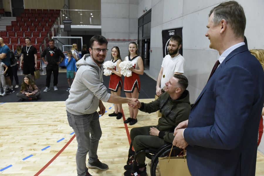 Kliknij aby zobaczyć pełny rozmiar