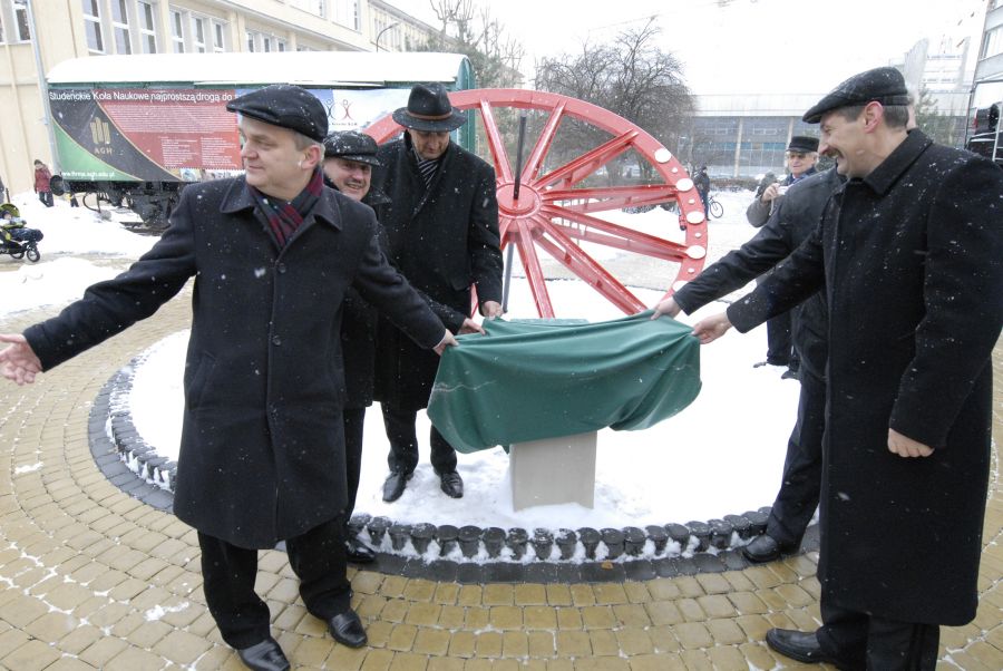 Kliknij aby zobaczyć pełny rozmiar