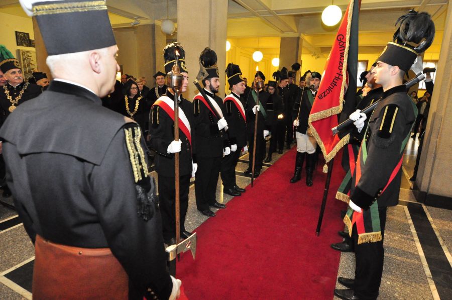 Kliknij aby zobaczyć pełny rozmiar