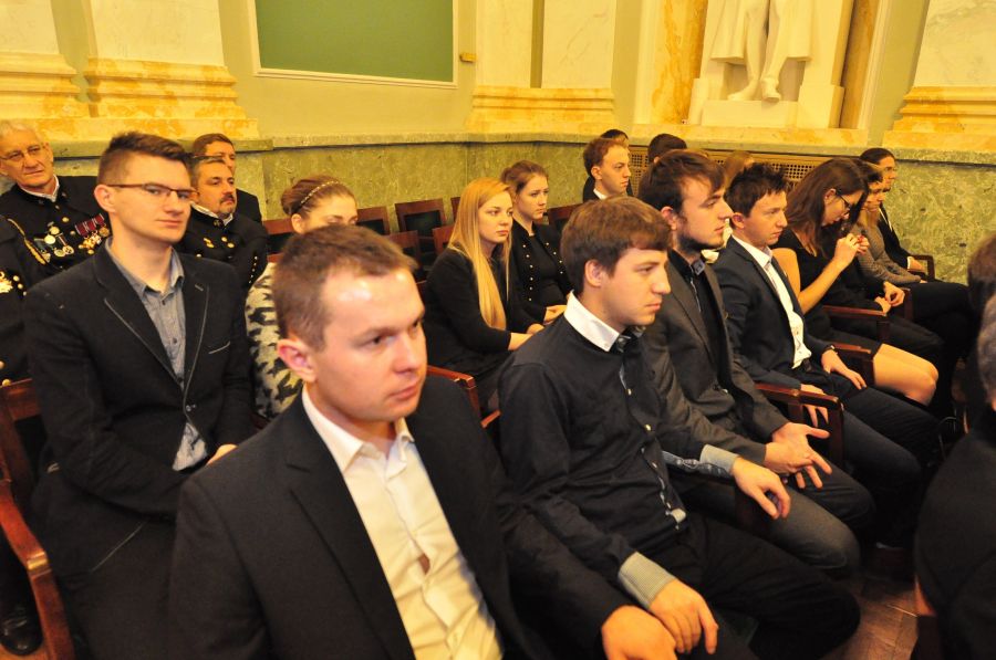 Kliknij aby zobaczyć pełny rozmiar