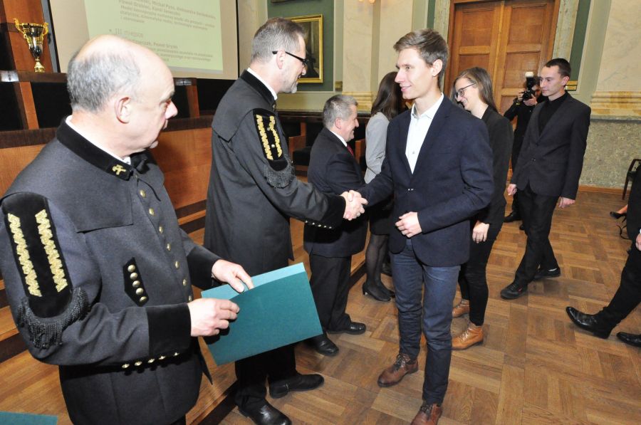 Kliknij aby zobaczyć pełny rozmiar