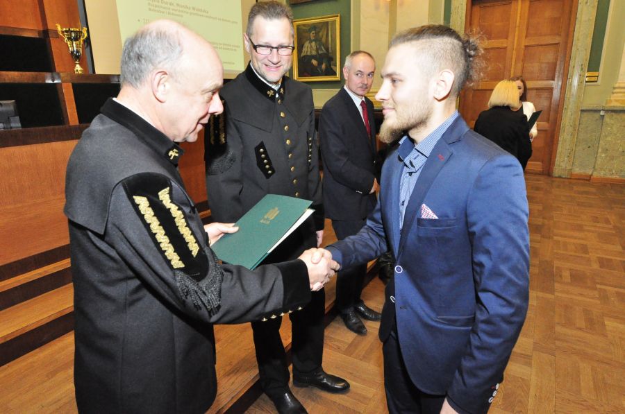 Kliknij aby zobaczyć pełny rozmiar