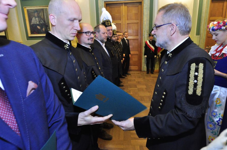 Kliknij aby zobaczyć pełny rozmiar