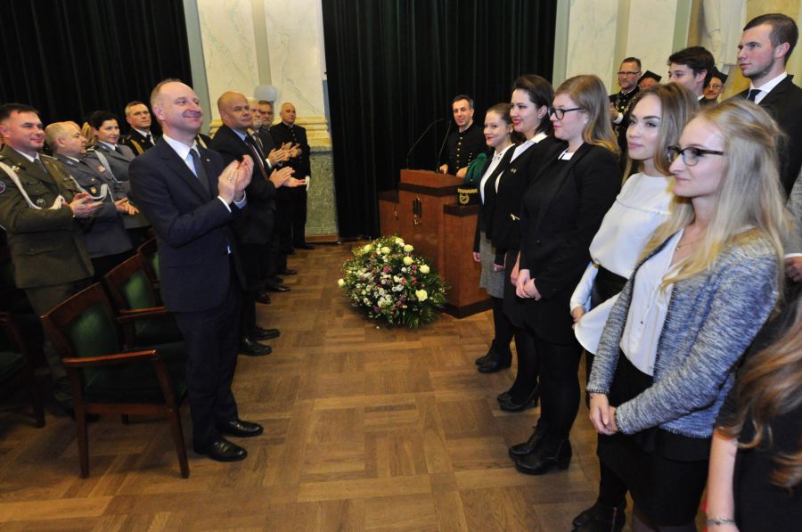 Kliknij aby zobaczyć pełny rozmiar