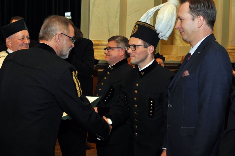 Kliknij aby zobaczyć pełny rozmiar