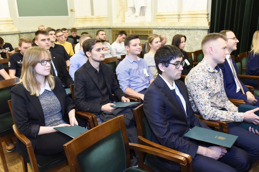 Kliknij aby zobaczyć pełny rozmiar