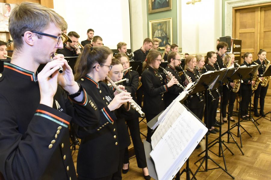 Kliknij aby zobaczyć pełny rozmiar