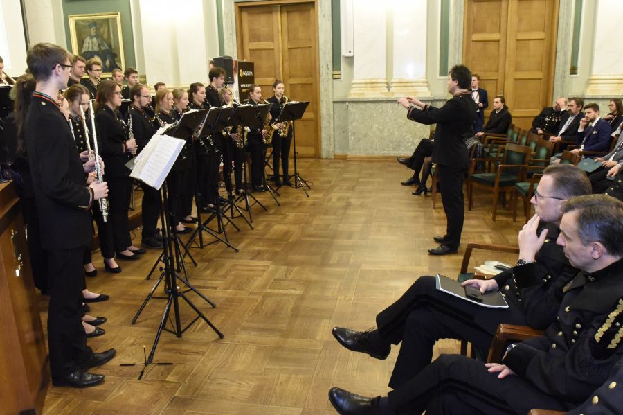 Kliknij aby zobaczyć pełny rozmiar