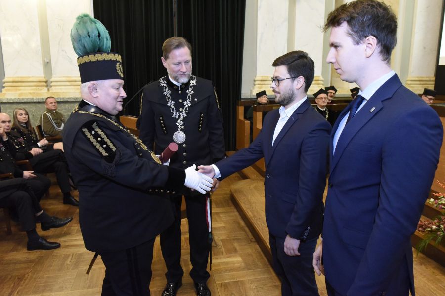 Kliknij aby zobaczyć pełny rozmiar