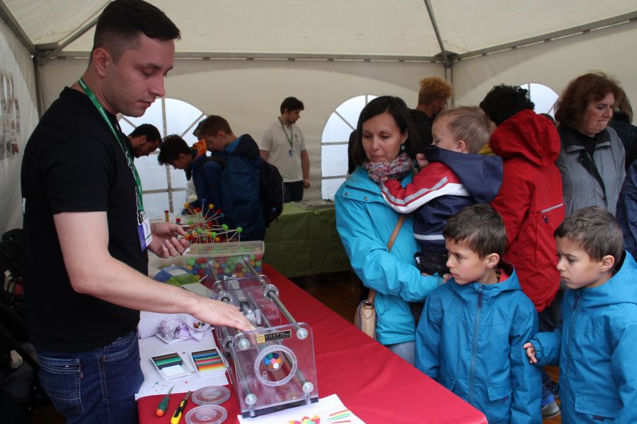 Kliknij aby zobaczyć pełny rozmiar