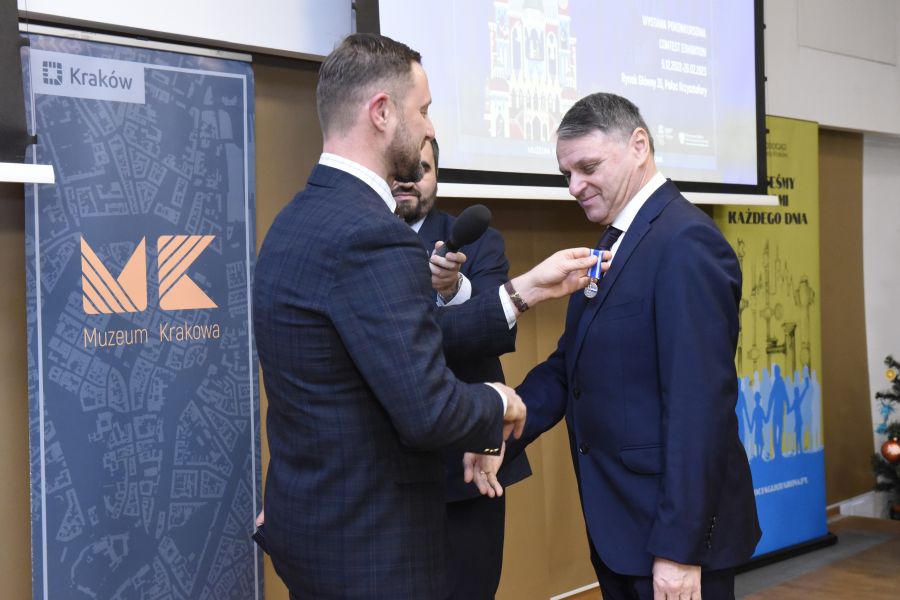 Kliknij aby zobaczyć pełny rozmiar