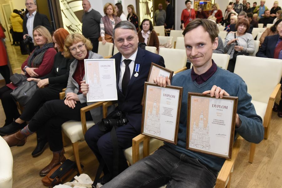 Kliknij aby zobaczyć pełny rozmiar