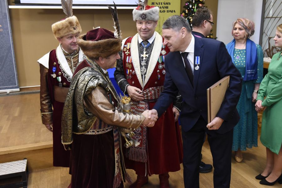 Kliknij aby zobaczyć pełny rozmiar