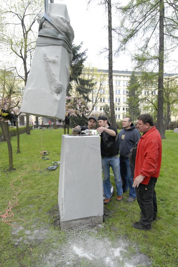 Kliknij aby zobaczyć pełny rozmiar