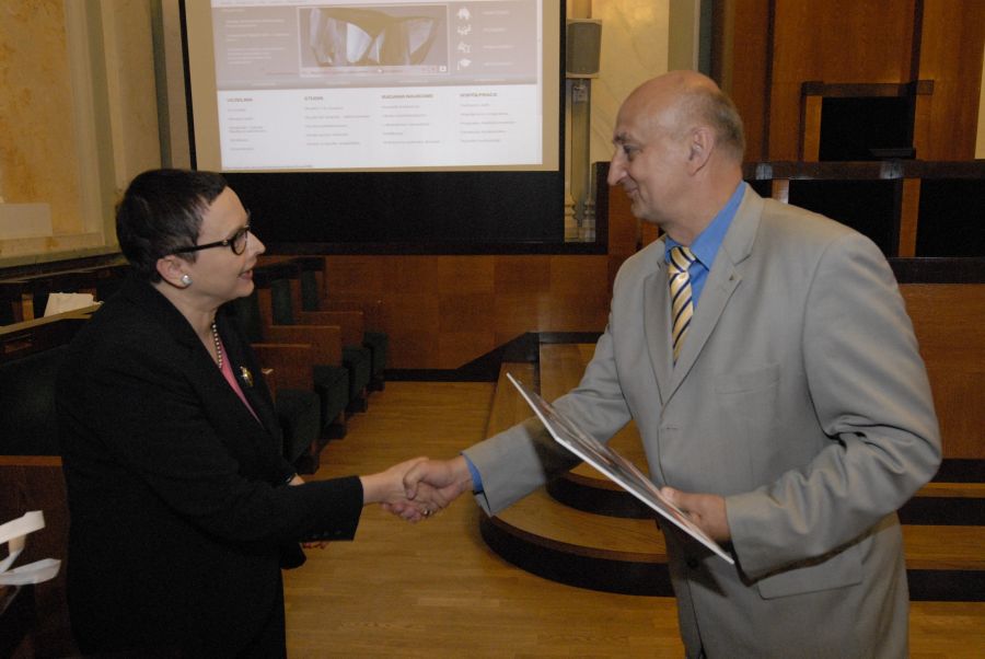 Kliknij aby zobaczyć pełny rozmiar