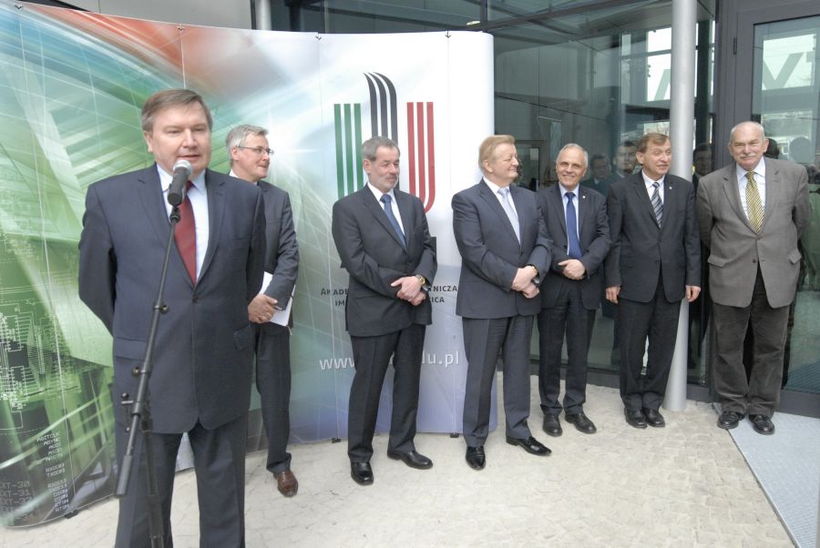 Kliknij aby zobaczyć pełny rozmiar