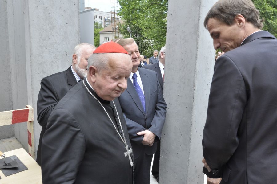 Kliknij aby zobaczyć pełny rozmiar