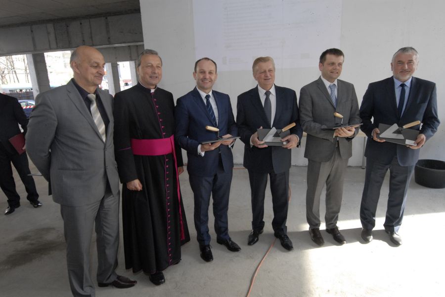 Kliknij aby zobaczyć pełny rozmiar