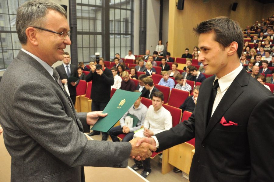 Kliknij aby zobaczyć pełny rozmiar