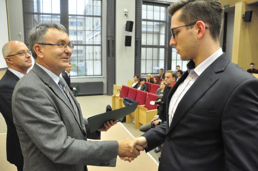 Kliknij aby zobaczyć pełny rozmiar