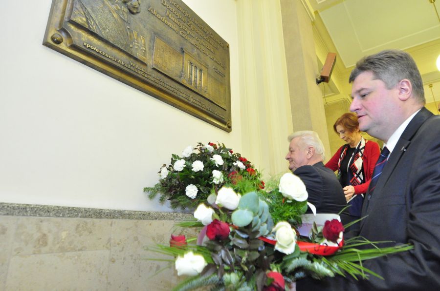 Kliknij aby zobaczyć pełny rozmiar