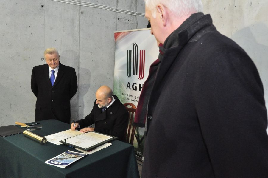 Kliknij aby zobaczyć pełny rozmiar