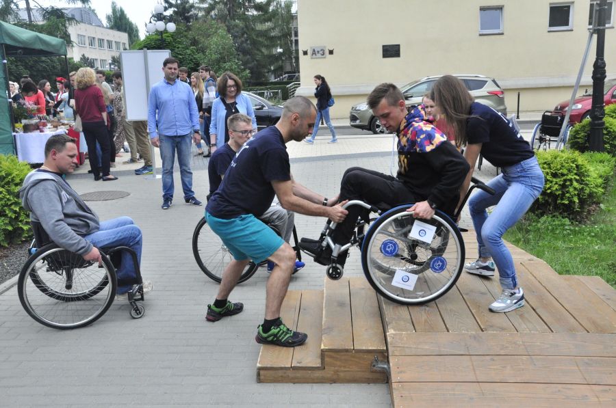 Kliknij aby zobaczyć pełny rozmiar