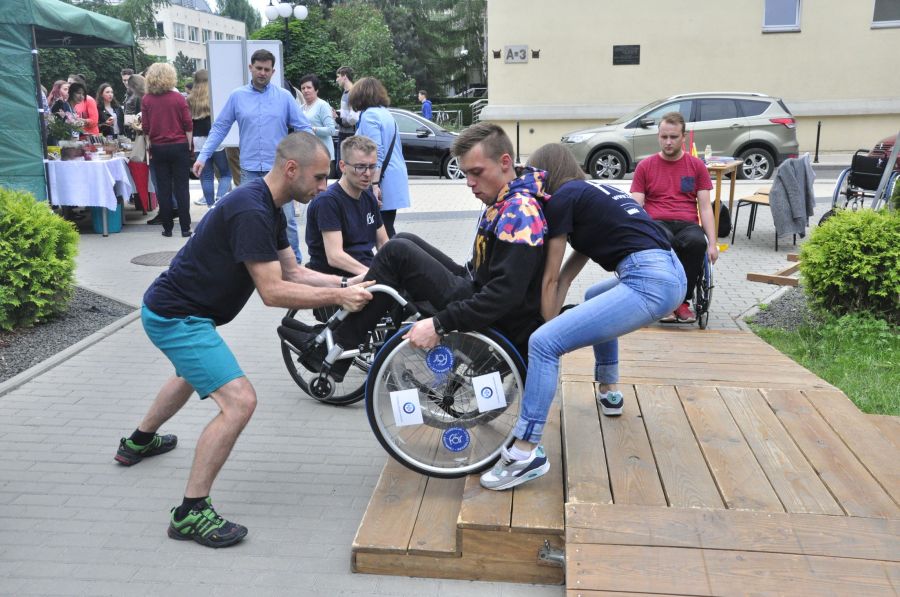 Kliknij aby zobaczyć pełny rozmiar