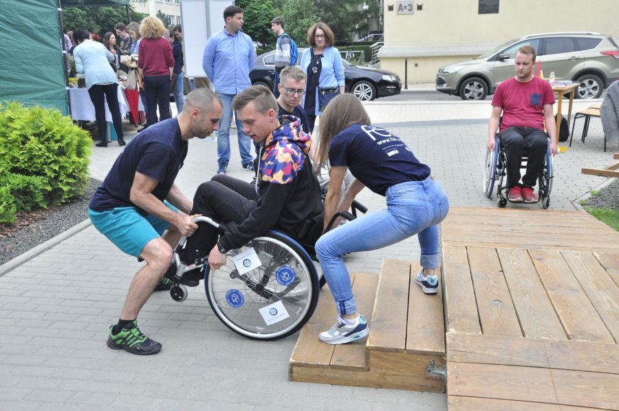 Kliknij aby zobaczyć pełny rozmiar