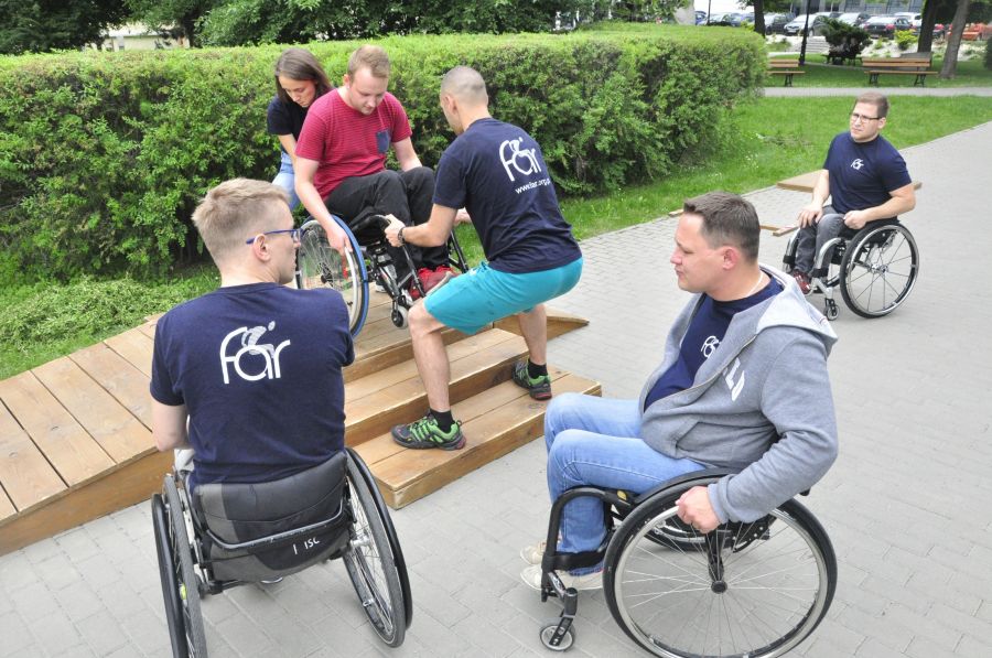 Kliknij aby zobaczyć pełny rozmiar