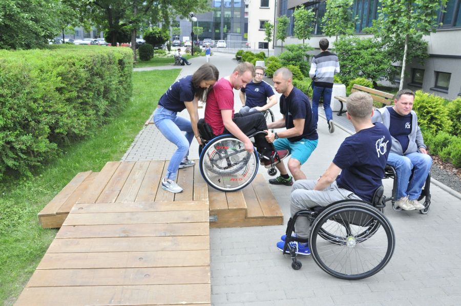 Kliknij aby zobaczyć pełny rozmiar