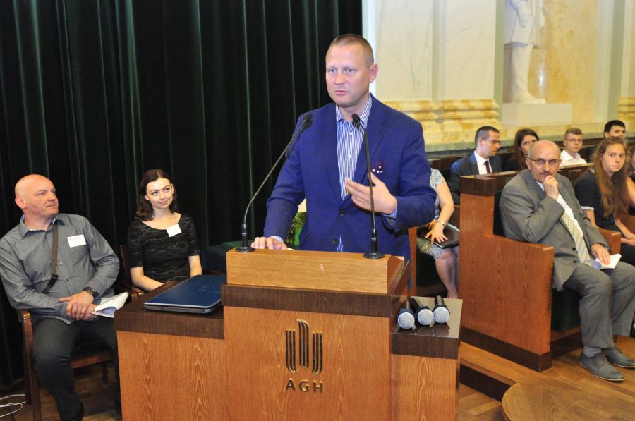 Kliknij aby zobaczyć pełny rozmiar